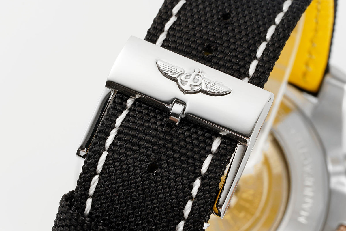 BREITLING Avenger B01 Chronograph 45mm Pilot Watch | BLS Factory Cal.B01 Modified Movement