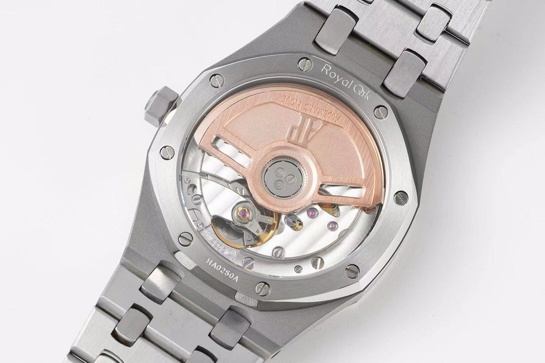 Audemars Piguet Royal Oak Ladies Automatic Watch 34mm, Ref.77350 / 77351