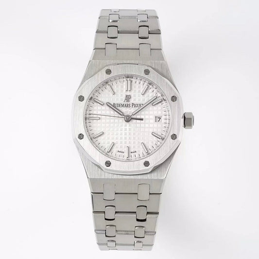 Audemars Piguet Royal Oak Ladies Automatic Watch 34mm, Ref.77350 / 77351