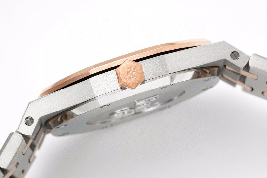 Audemars Piguet Royal Oak Ladies Quartz Watch 33mm, Ref.67651ST.ZZ.1261ST.01