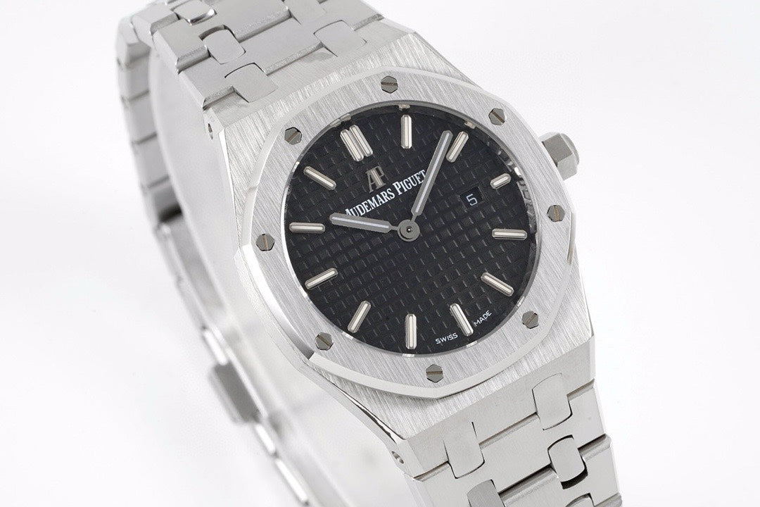 Audemars Piguet Royal Oak Ladies Quartz Watch 33mm, Ref.67651ST.ZZ.1261ST.01