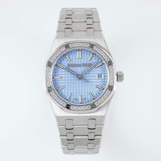 Audemars Piguet Royal Oak Ladies Automatic Watch 34mm, Ref.77350 / 77351
