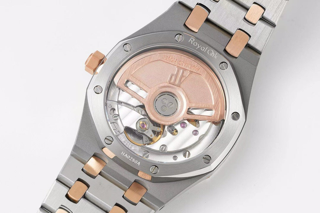 Audemars Piguet Royal Oak Ladies Automatic Watch 34mm, Ref.77350 / 77351