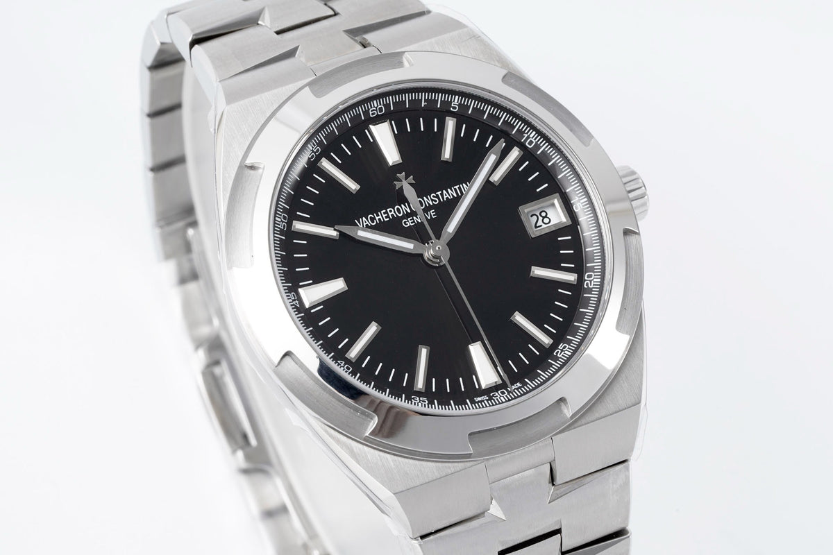 Vacheron Constantin Overseas 4500 Watch 41mm | Modified Cal.5100 Movement, Quick Release Bracelet
