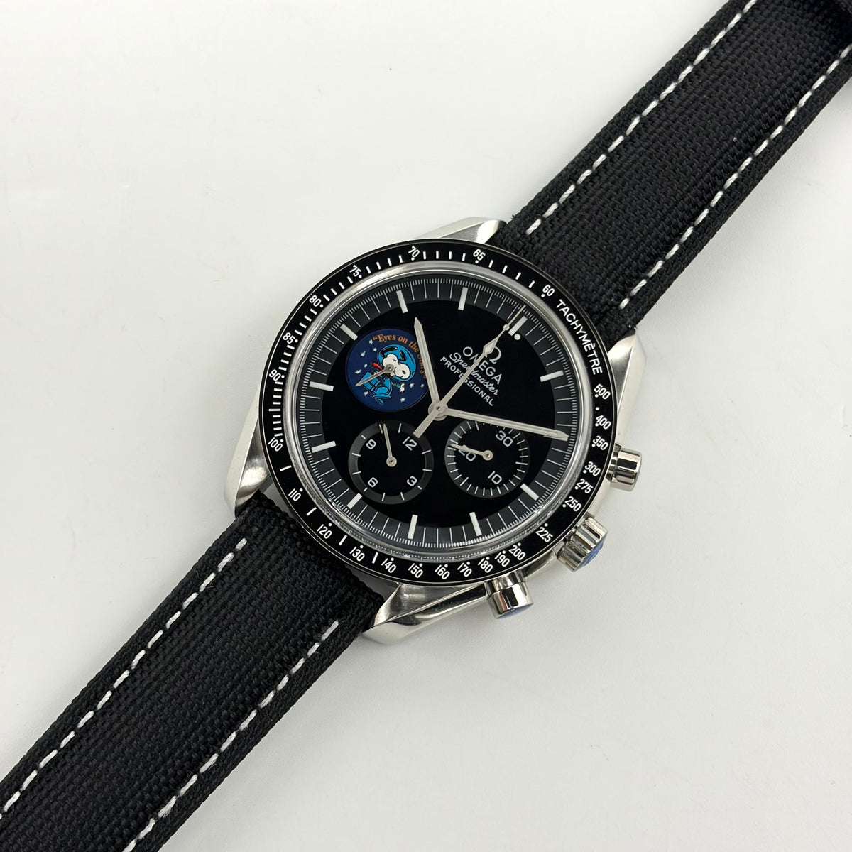 Omega Speedmaster Snoopy Award 42mm Manual Chronograph Watch Black Nylon Strap