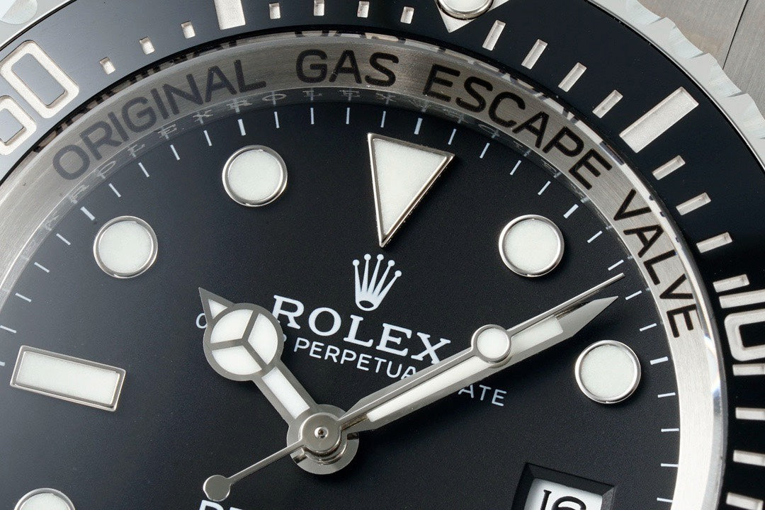 Rolex Sea-Dweller Deepsea 44mm Dive Watch 904L Steel 3235 Integrated Movement