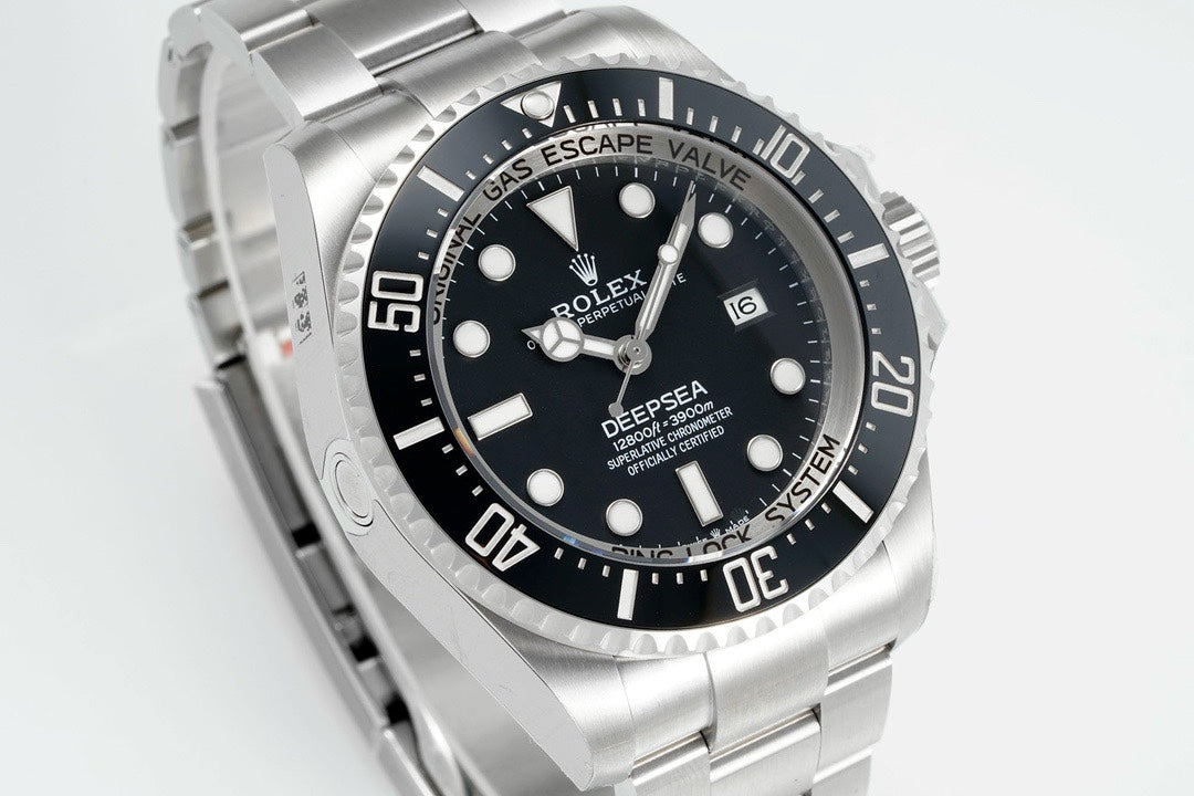 Rolex Sea-Dweller Deepsea 44mm Dive Watch 904L Steel 3235 Integrated Movement