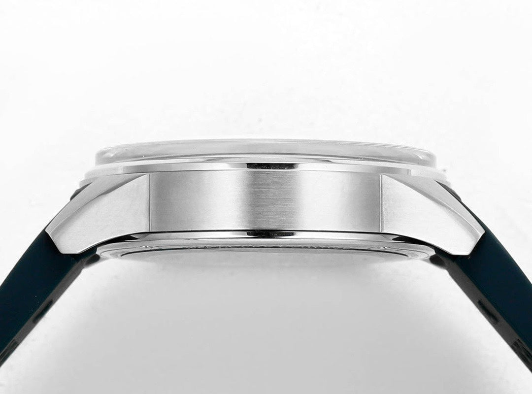 Jaeger‑LeCoultre Polaris Date 42mm Gradient Ocean Grey Dial BLS Cal.899/1 Automatic Watch