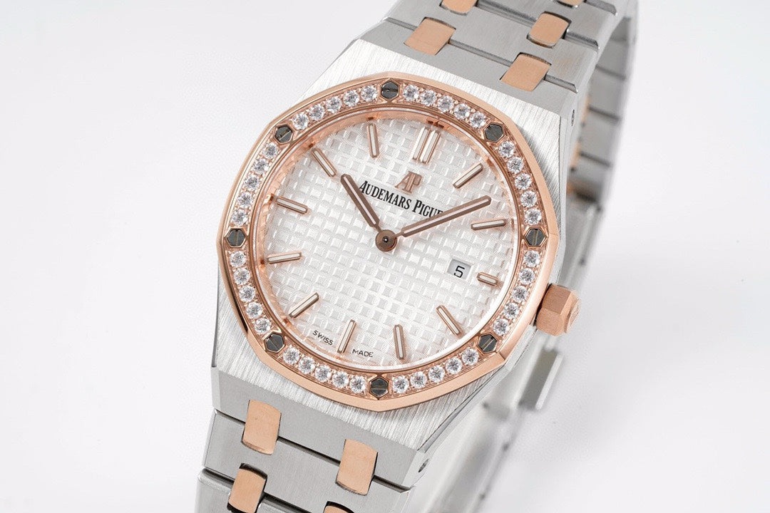 Audemars Piguet Royal Oak Ladies Quartz Watch 33mm, Ref.67651ST.ZZ.1261ST.01