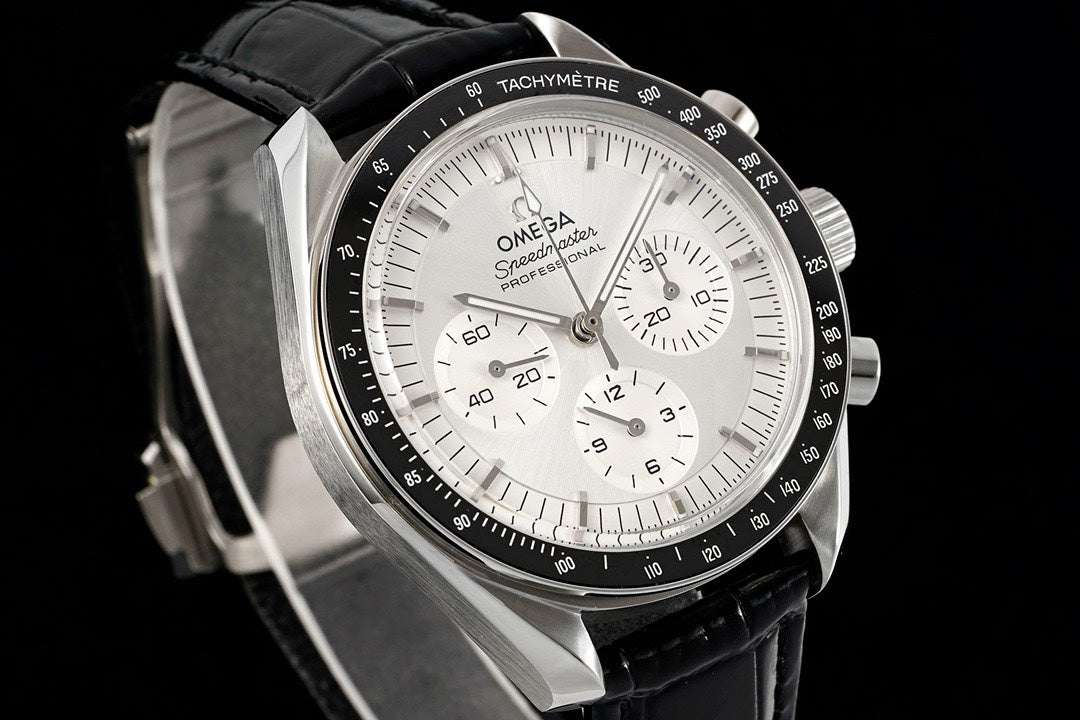 OMEGA Speedmaster Moonwatch 3861 Caliber Moonshine 18K Gold Chronograph 42mm