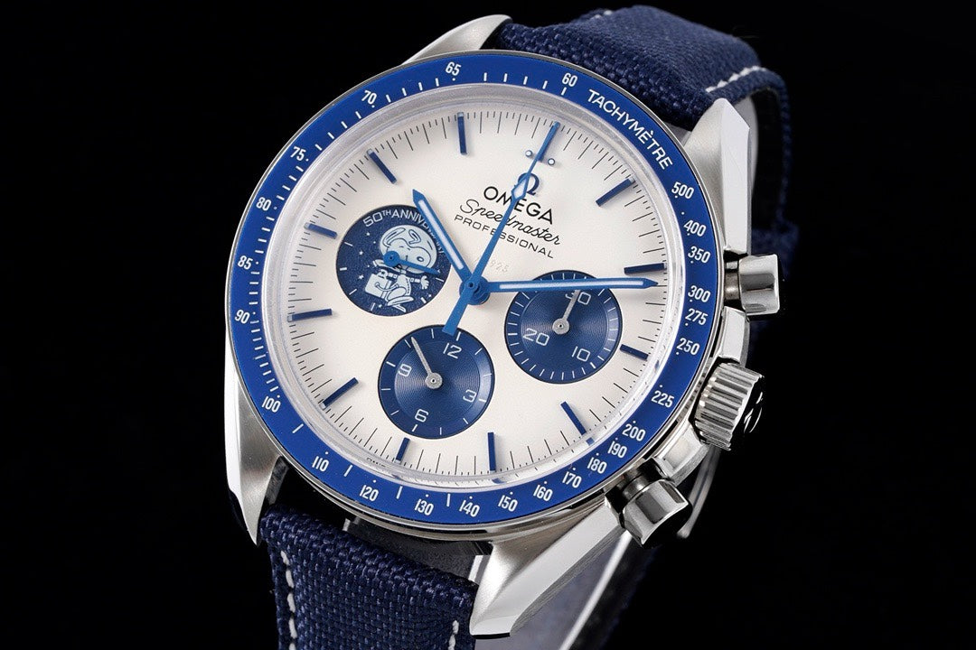 OMEGA Speedmaster Moonwatch 3861 Caliber Moonshine 18K Gold Chronograph 42mm